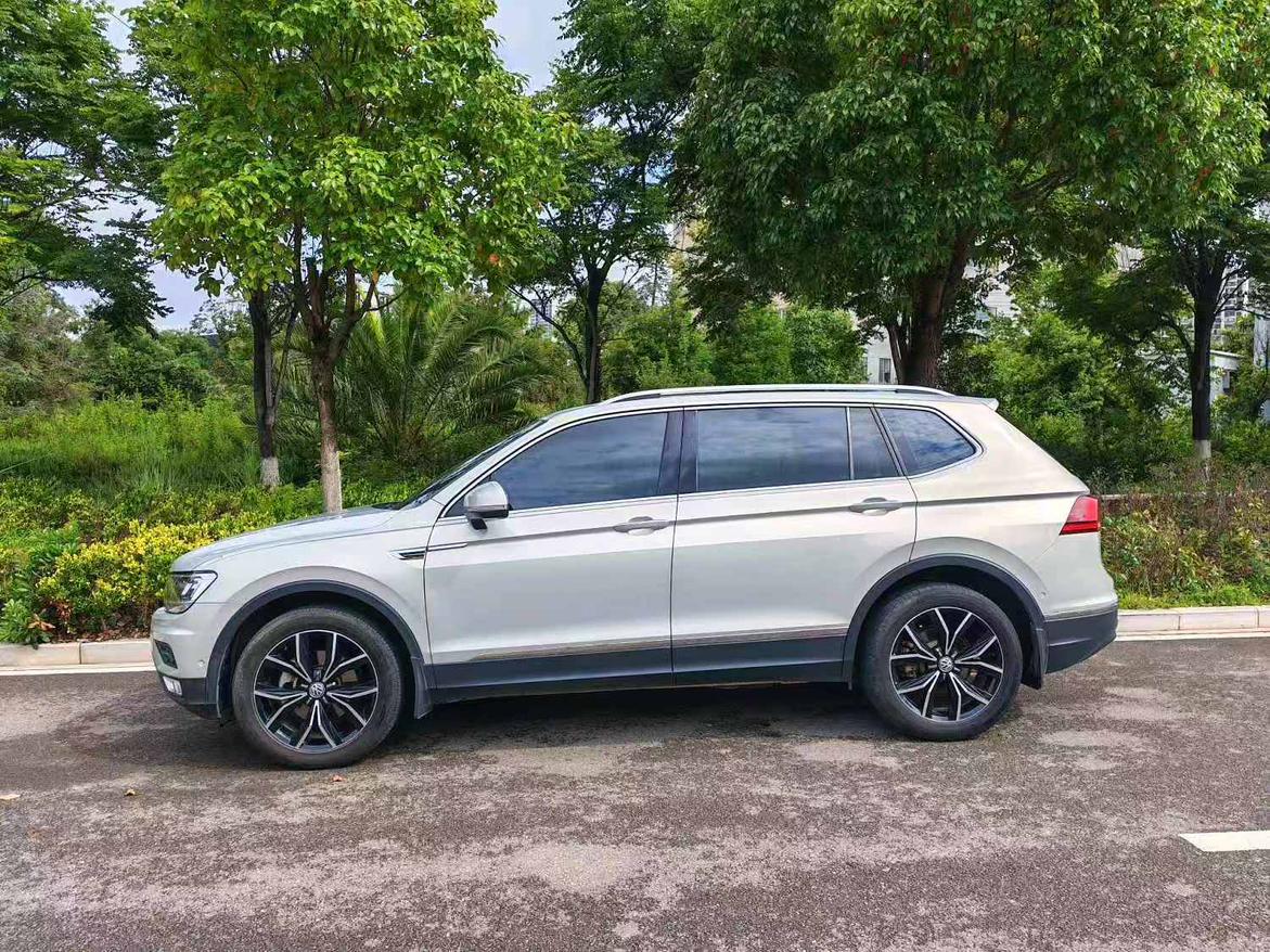 Volkswagen Tiguan 2020 thumb 10
