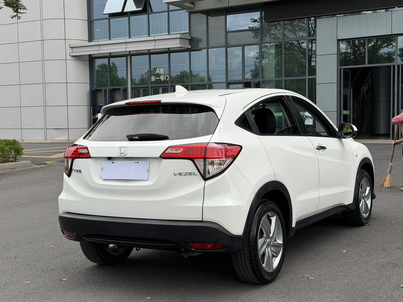 Honda Vezel 2020 thumb 5