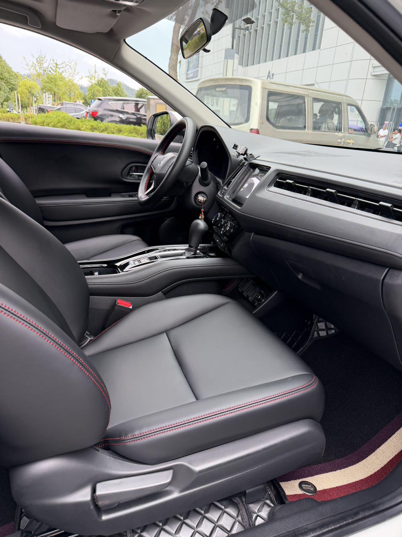 Honda Vezel 2020 thumb 7