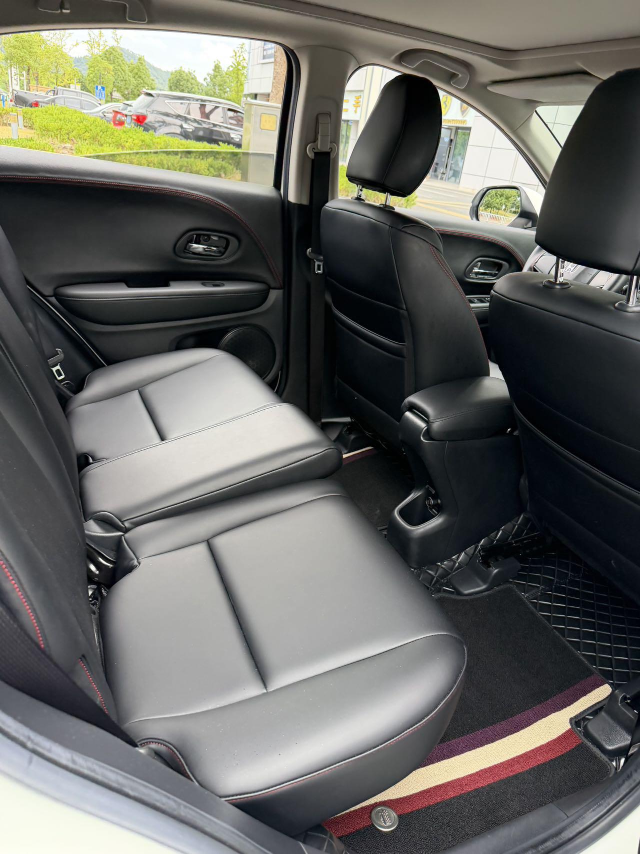 Honda Vezel 2020 thumb 9