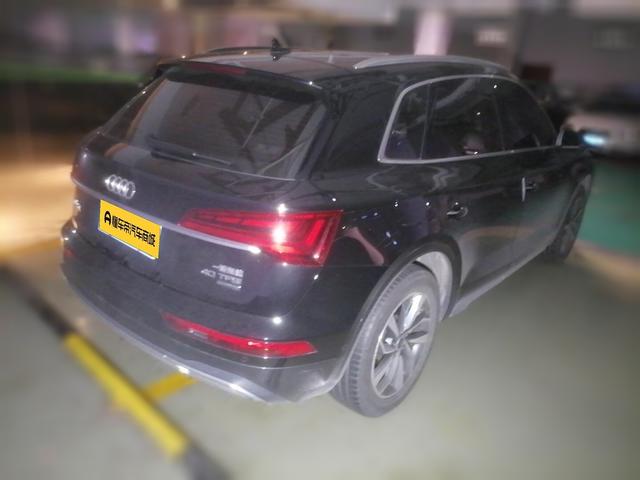 Audi Q5 2022 thumb 2