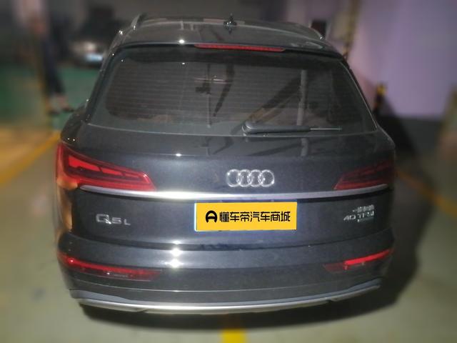 Audi Q5 2022 thumb 3
