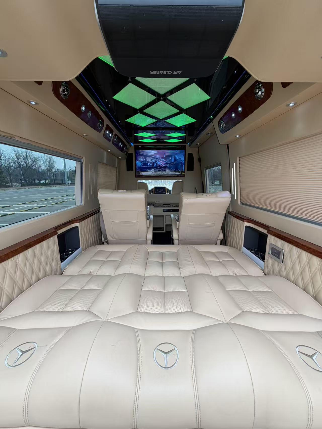 Mercedes-Benz Sprinter 2015 thumb 12