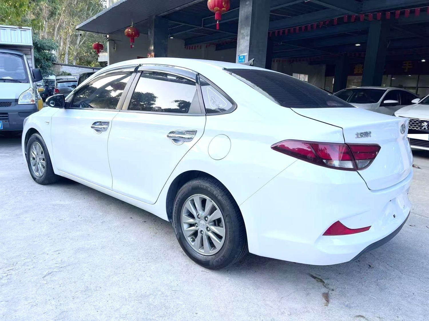 Hyundai Elantra 2017 thumb 11