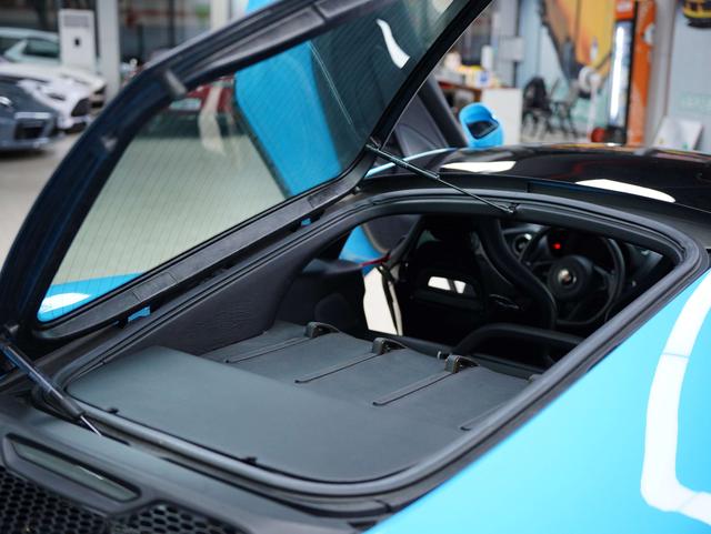 McLaren 570GT 2019 thumb 10