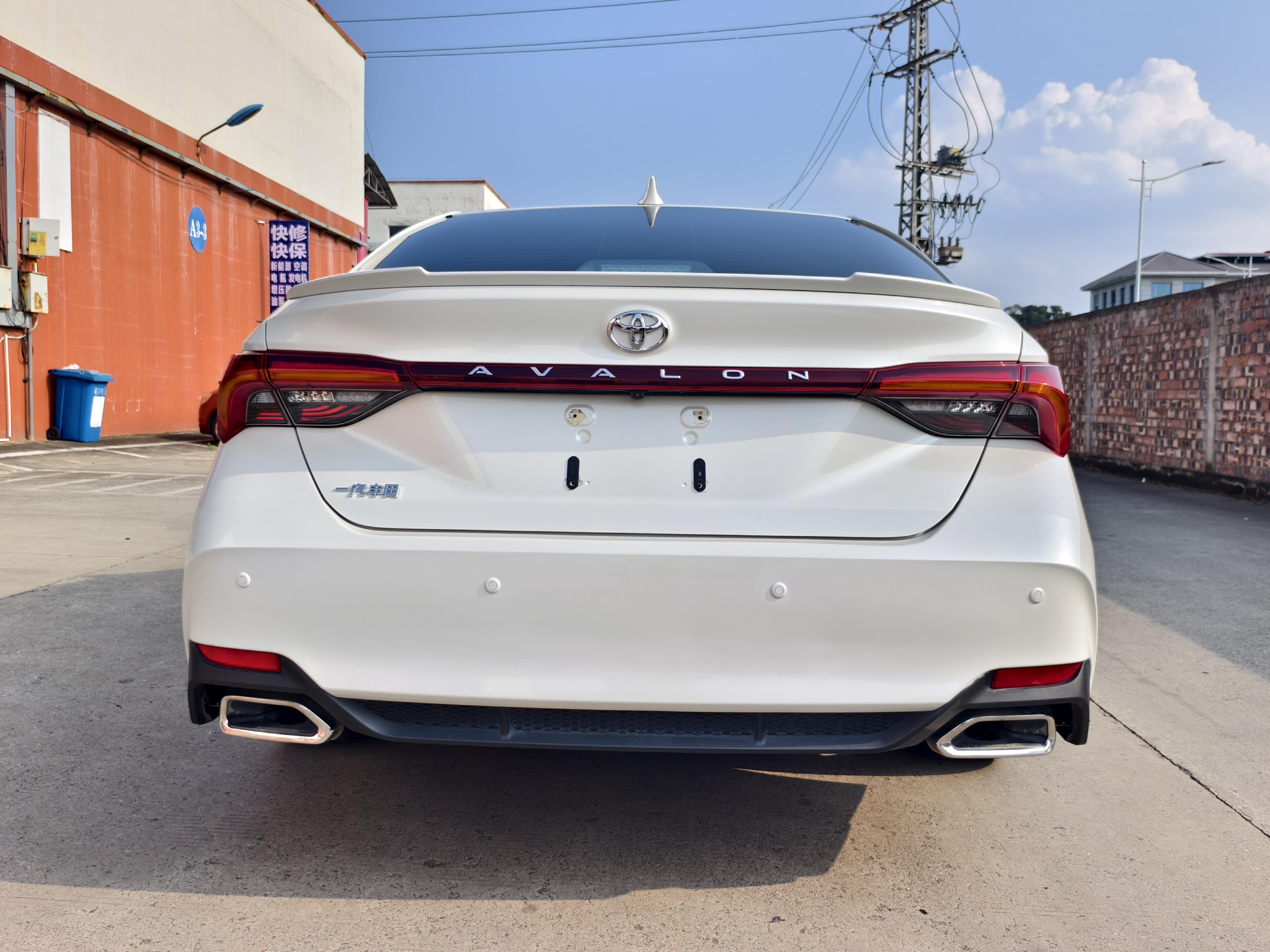 Toyota Avalon 2019 thumb 4