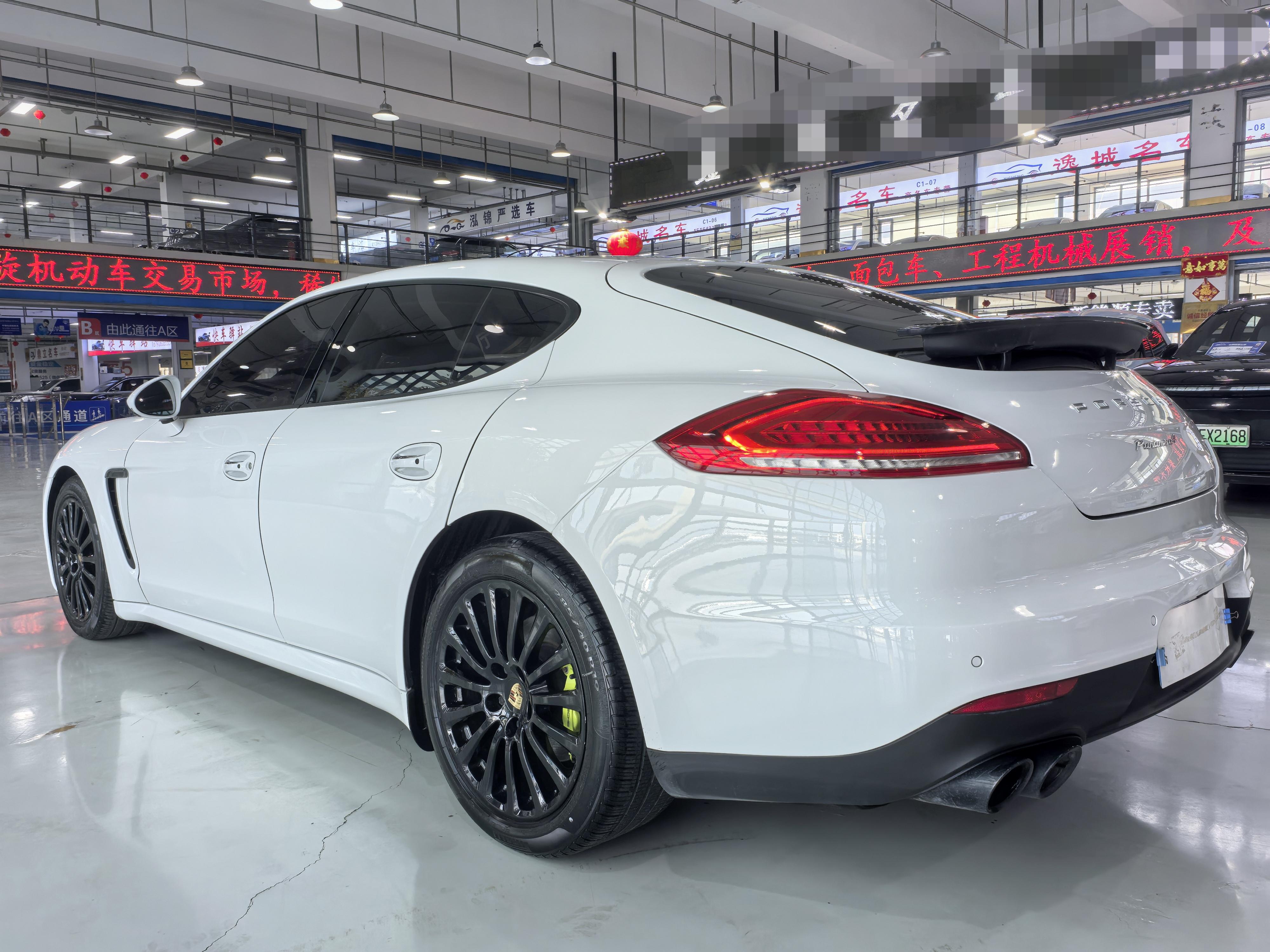 Porsche Panamera 2014 thumb 2