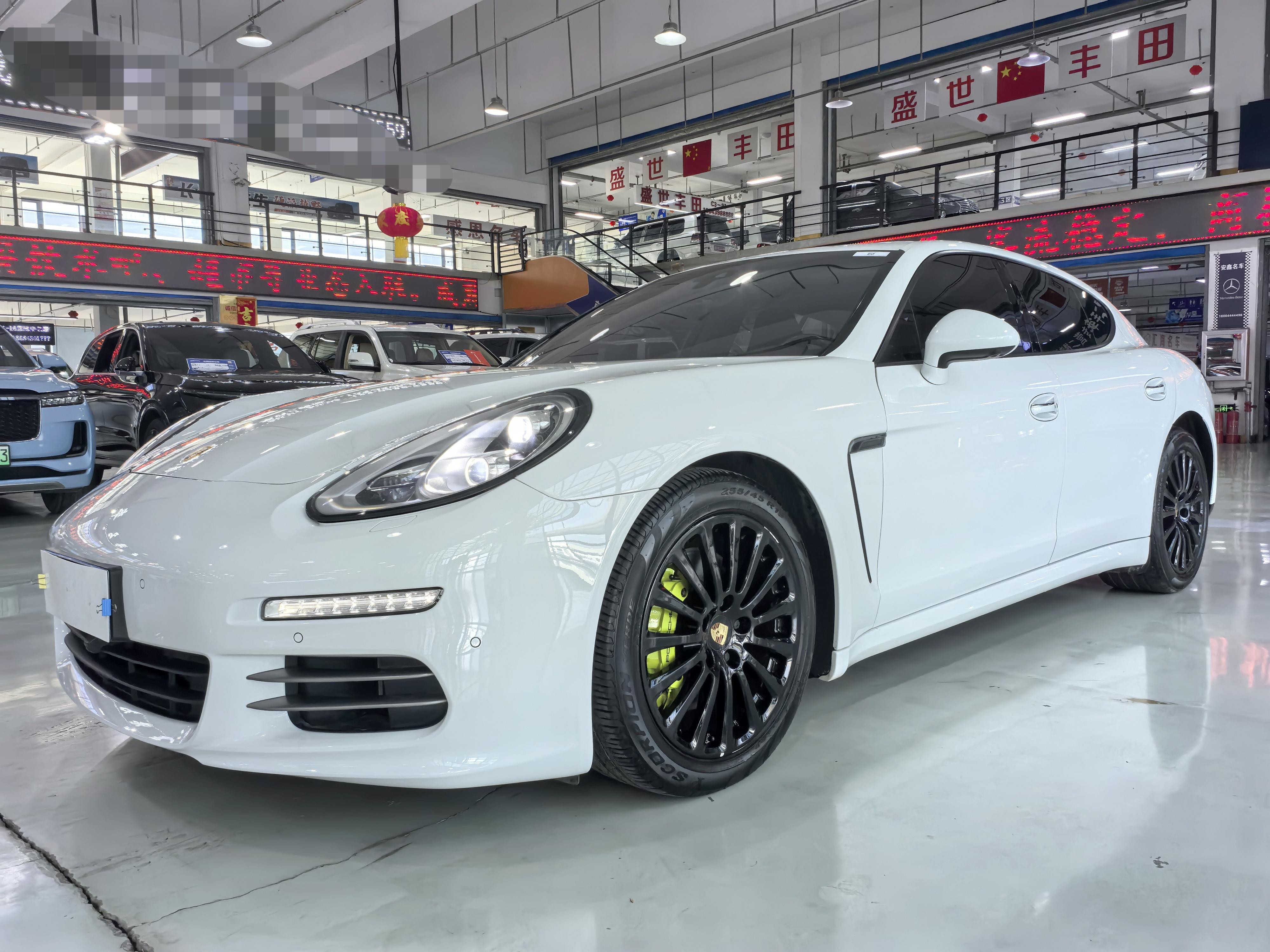 Porsche Panamera 2014 thumb 8