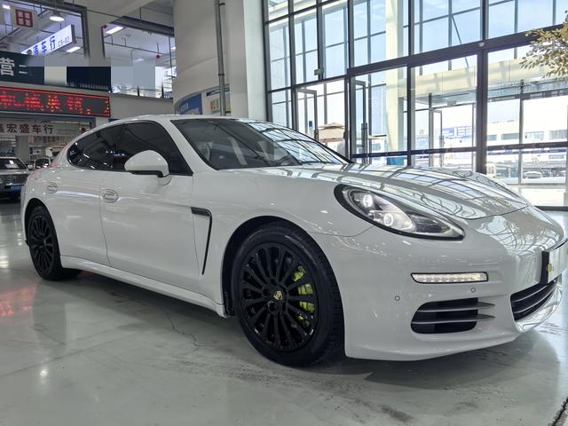 Porsche Panamera 2014 thumb 10