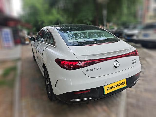 Mercedes-Benz EQE 2025 thumb 4