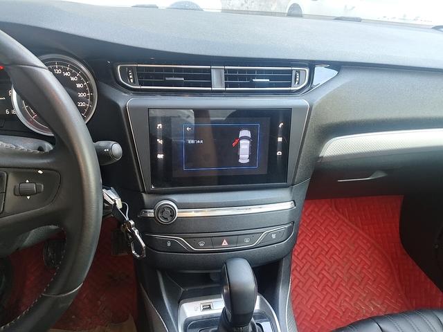 Peugeot 408 2019 thumb 4