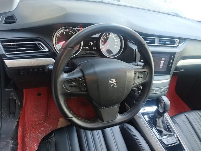 Peugeot 408 2019 thumb 6