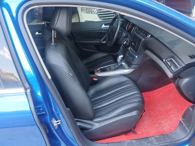 Peugeot 408 2019 thumb 9