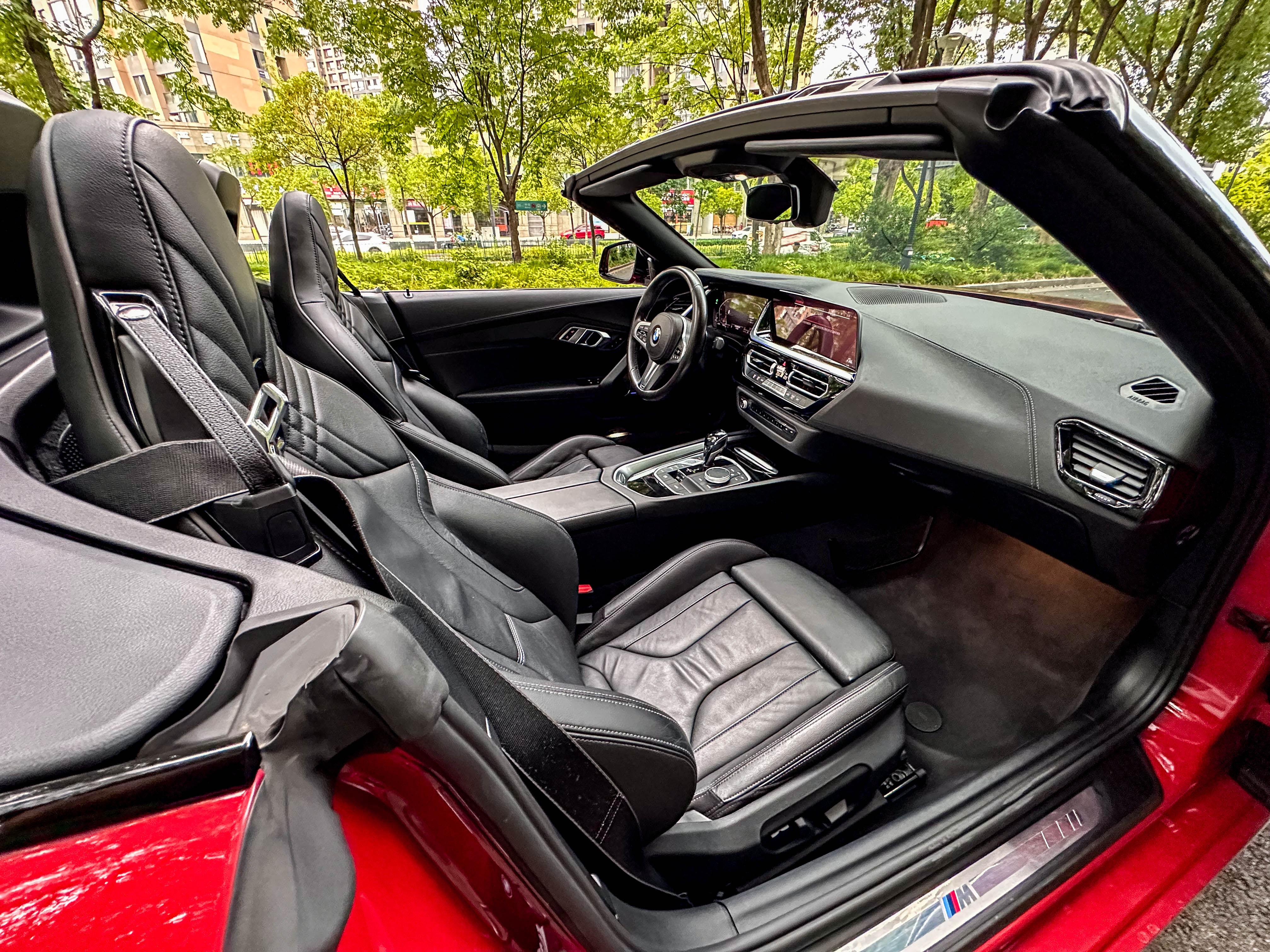 BMW Z4 2019 thumb 10