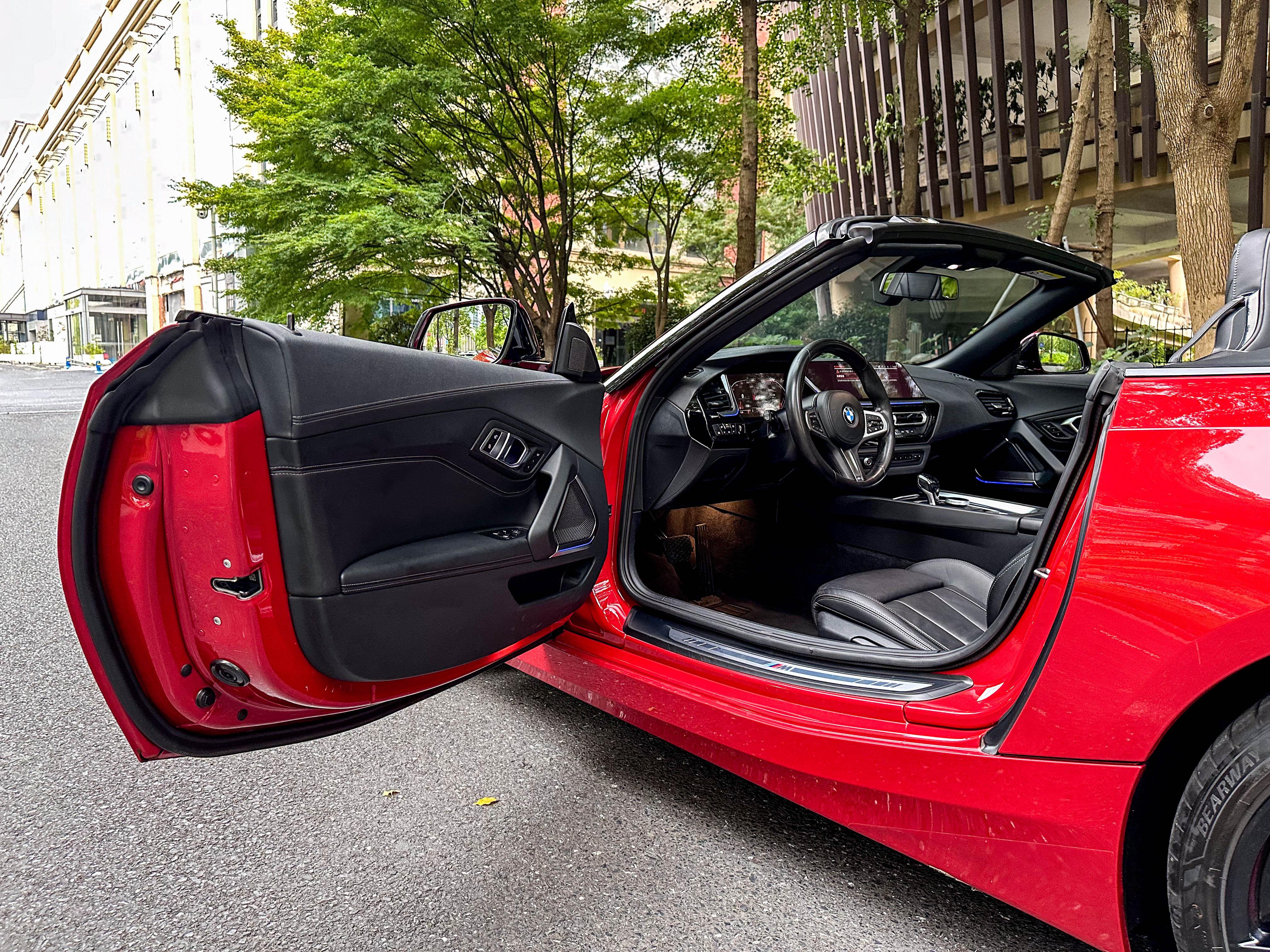 BMW Z4 2019 thumb 12