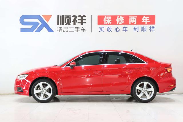 Audi A3 2019 thumb 2