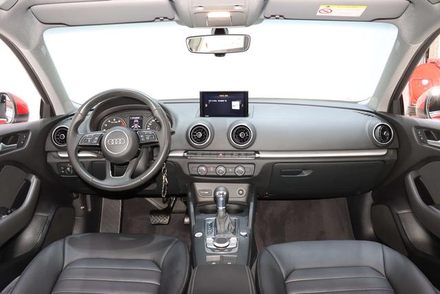 Audi A3 2019 thumb 10