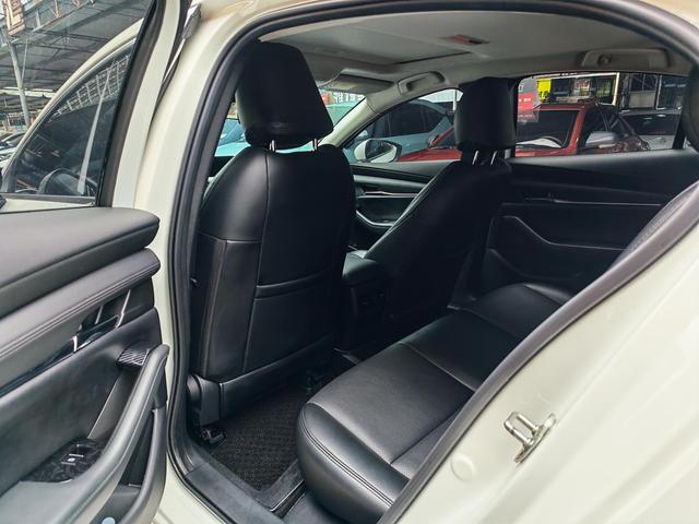 Mazda 3 2021 thumb 11