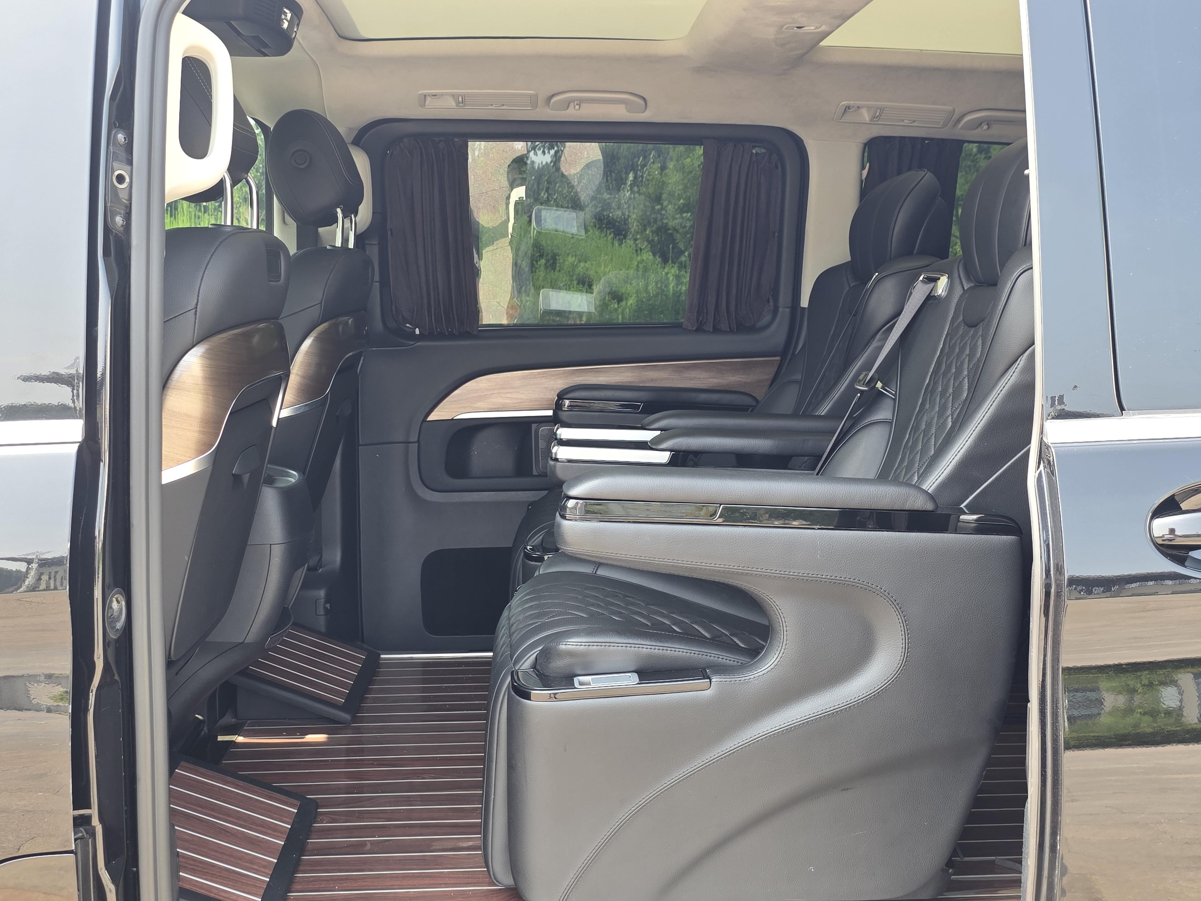 Mercedes-Benz V-Класс 2022 thumb 11