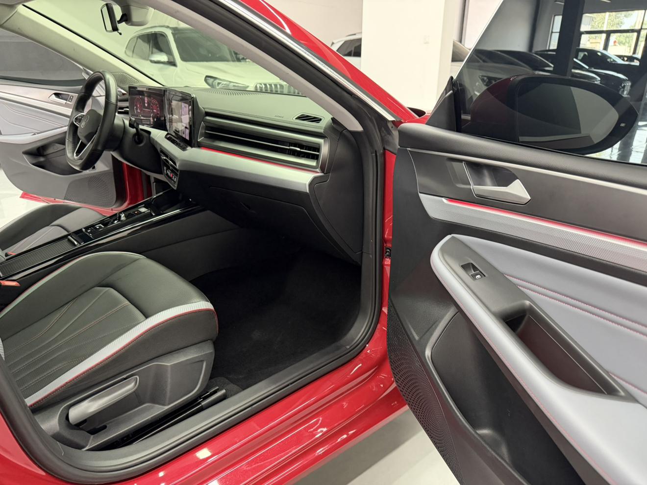 Volkswagen Lamando 2022 thumb 8