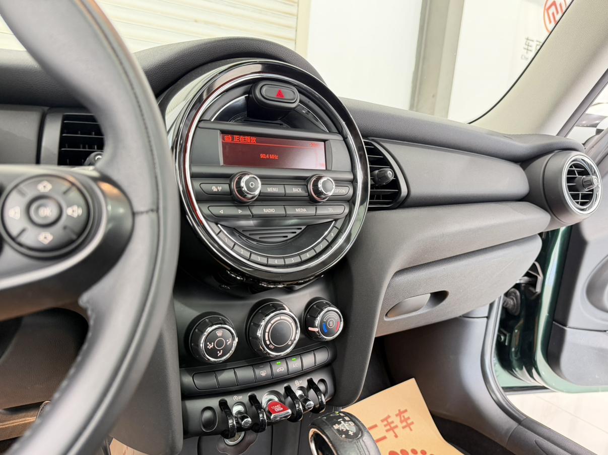 Mini Hatch 2014 thumb 6