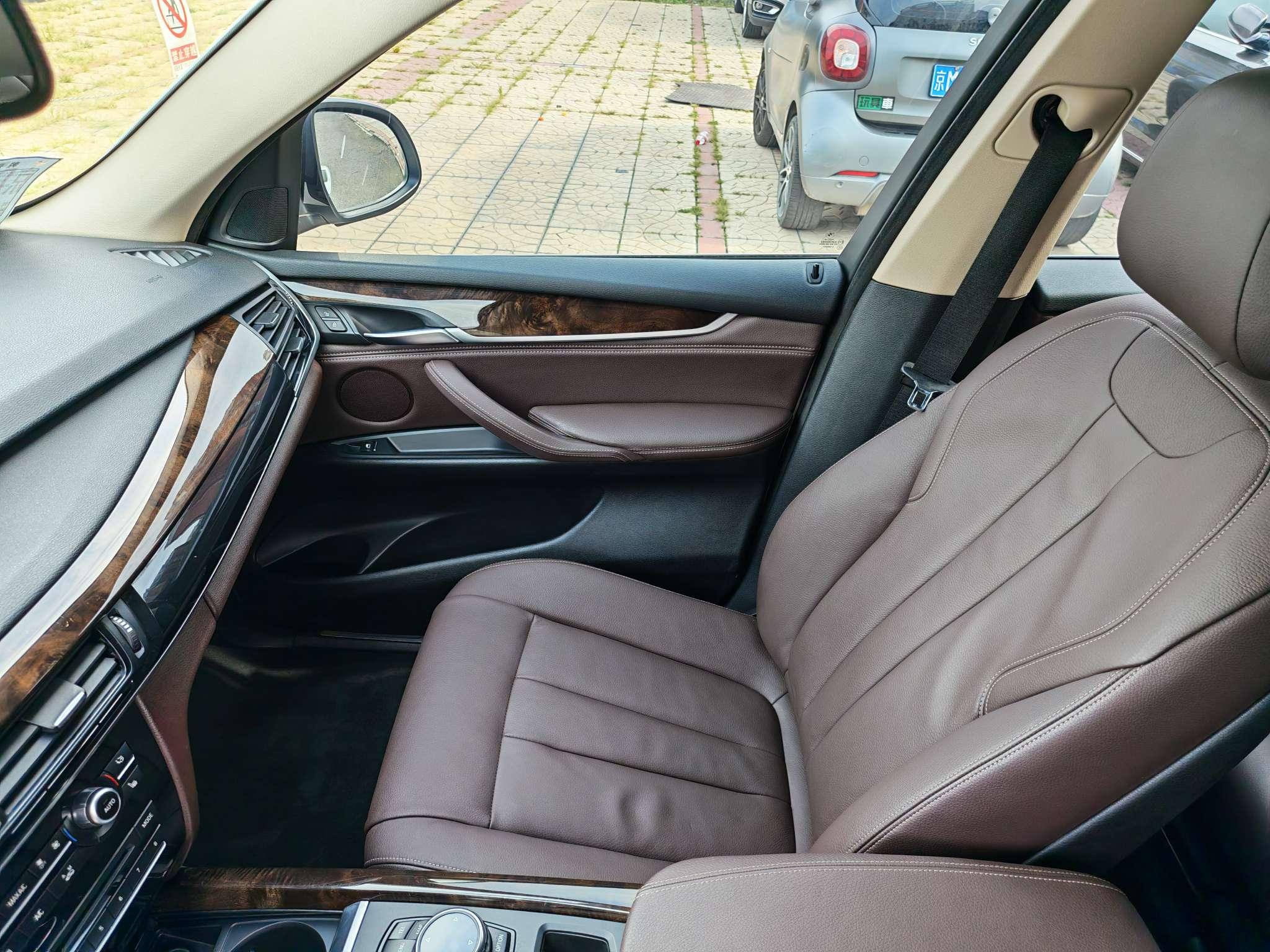 BMW X5 2014 thumb 11
