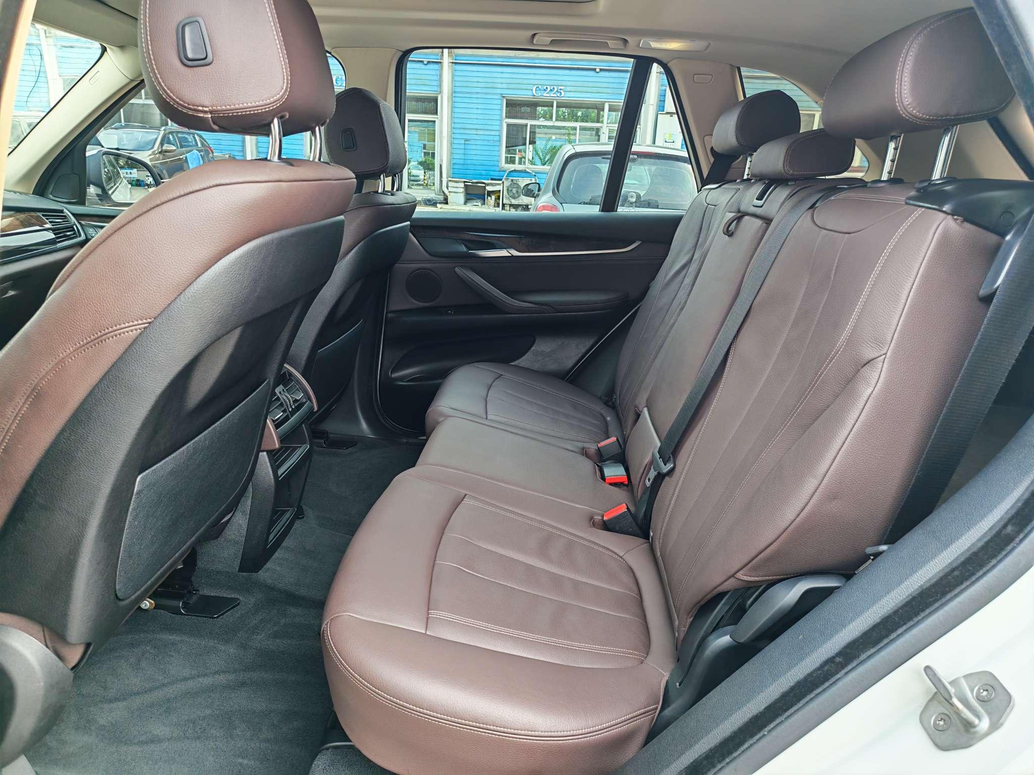 BMW X5 2014 thumb 12