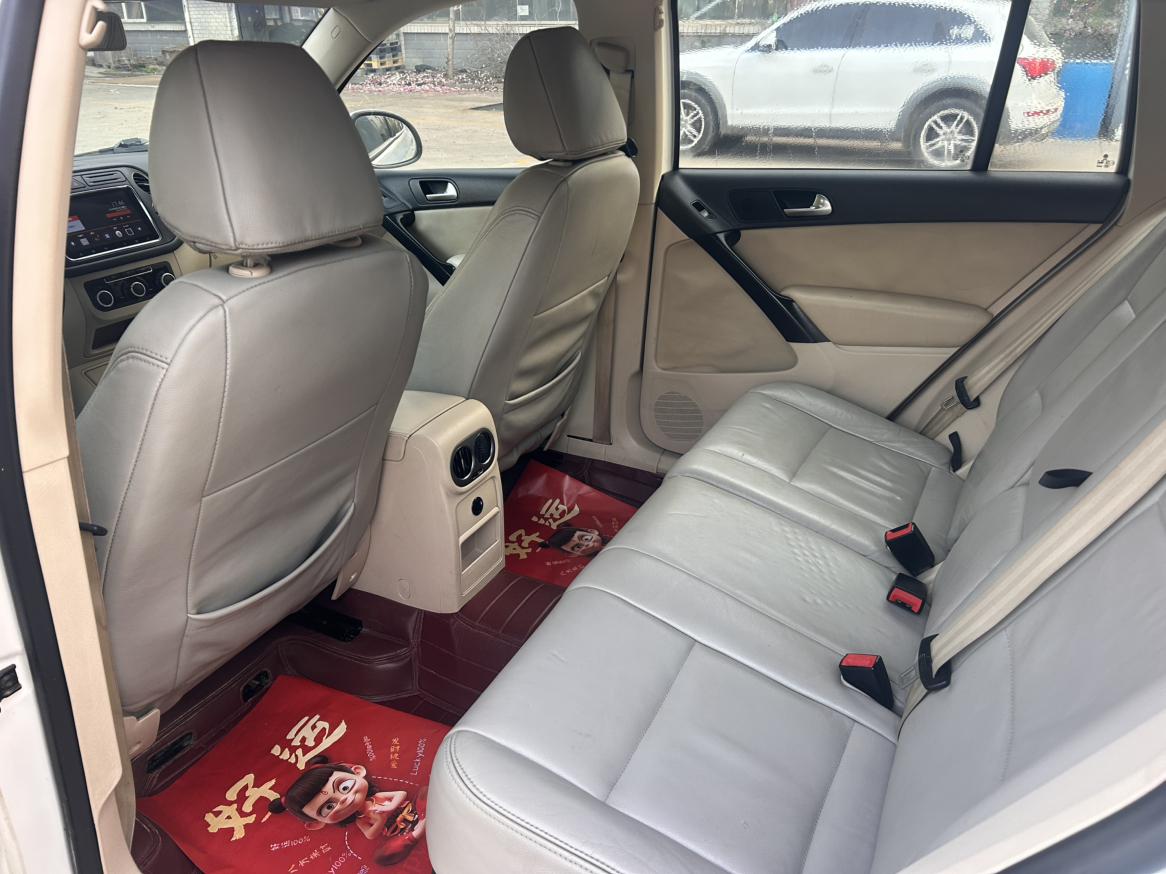 Volkswagen Tiguan 2010 thumb 7