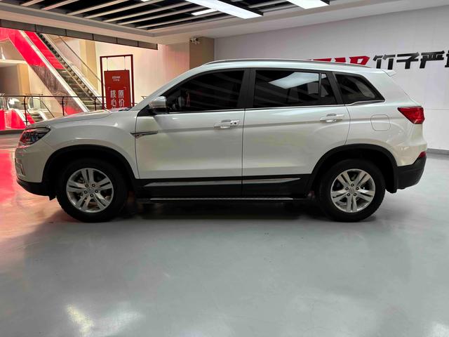 Changan CS75 2016 thumb 2