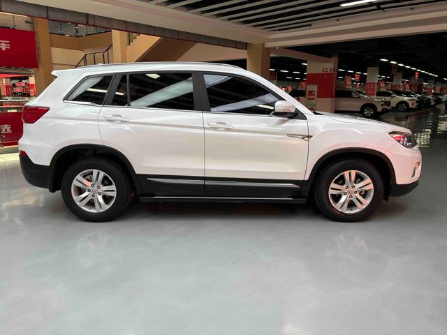 Changan CS75 2016 thumb 6