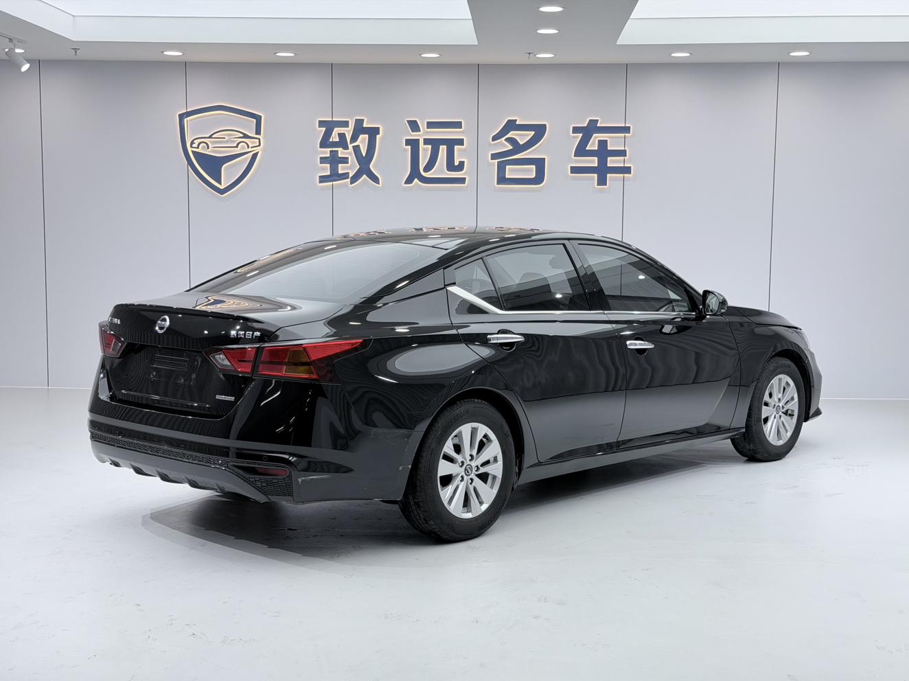 Nissan Altima 2020 thumb 4