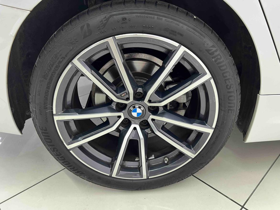 BMW 3 серии 2023 thumb 5