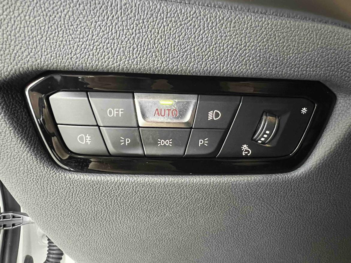 BMW 3 серии 2023 thumb 7