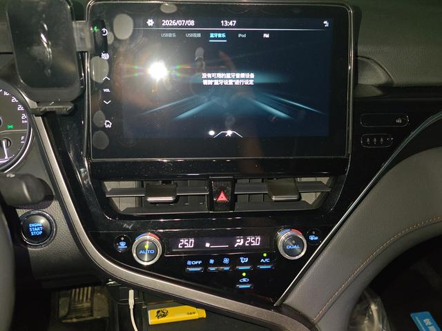 Toyota Camry 2021 thumb 10