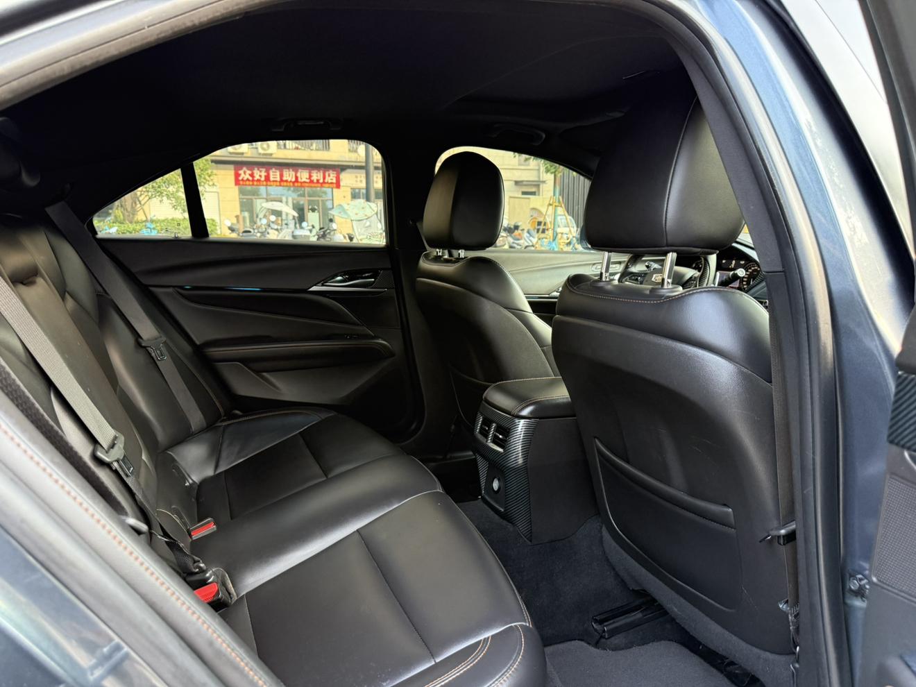 Cadillac CT4 2020 thumb 11