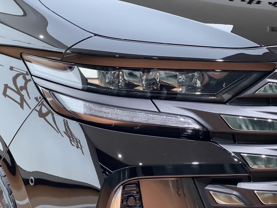 Toyota Vellfire 2023 thumb 6
