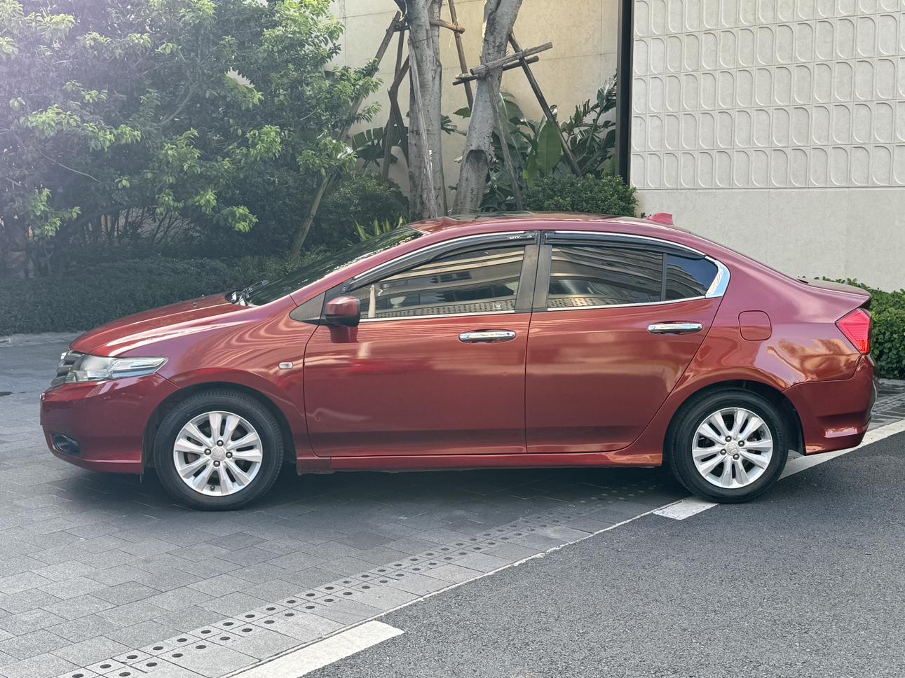 Honda City 2012 thumb 2