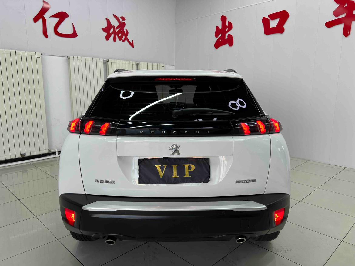 Peugeot 2008 2022 thumb 3