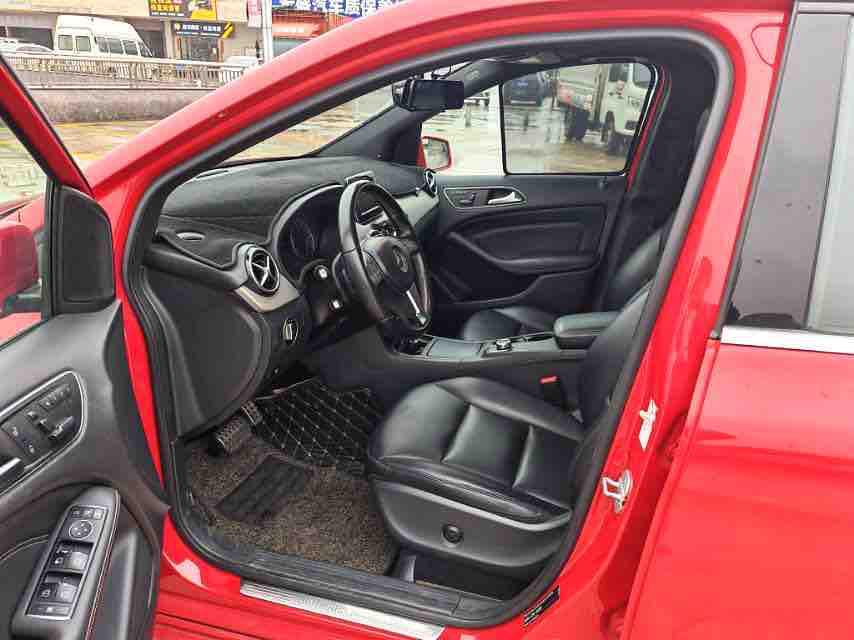 Mercedes-Benz B-Класс 2012 thumb 6