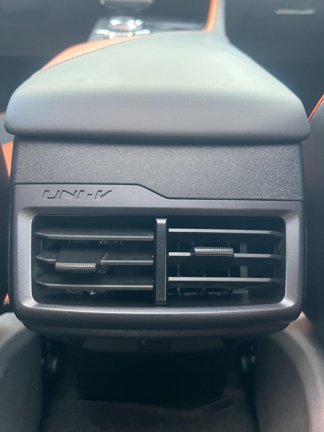 Changan UNI-V 2023 thumb 11