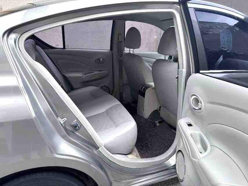 Nissan Sunny 2015 thumb 6