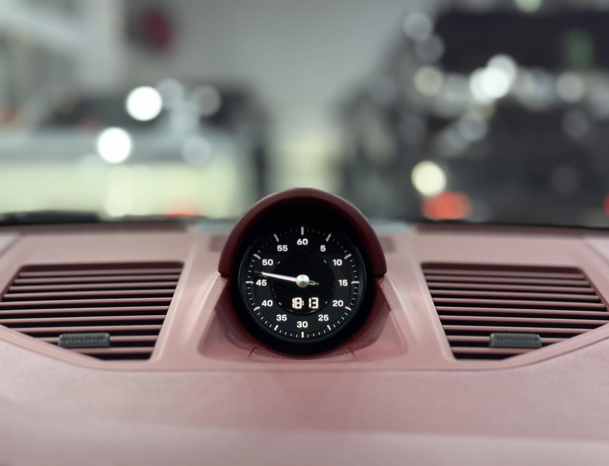 Porsche 911 2023 thumb 8