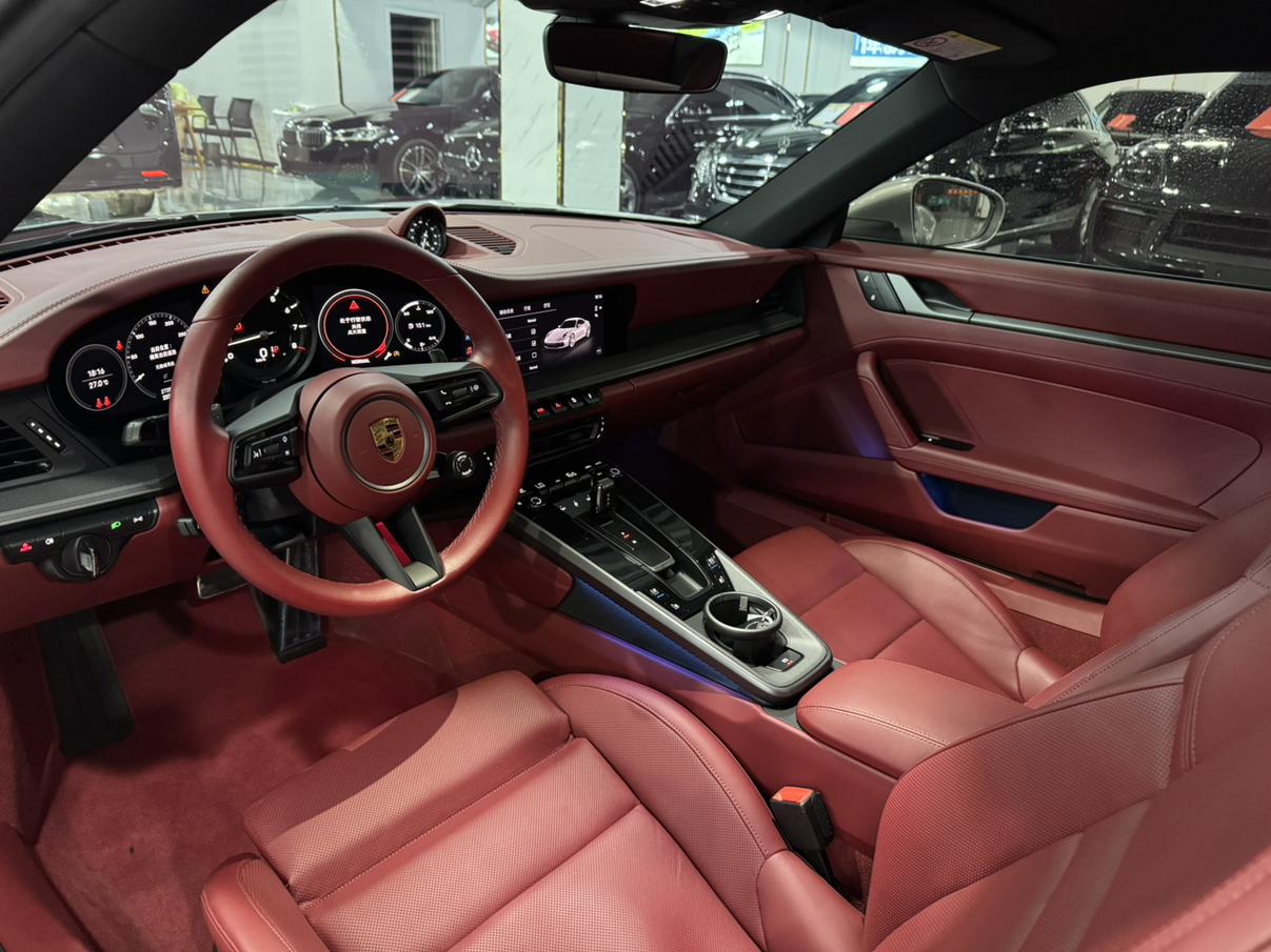 Porsche 911 2023 thumb 9