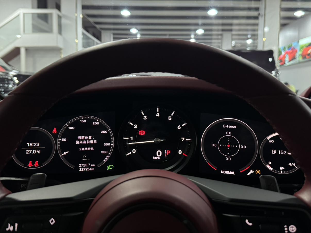 Porsche 911 2023 thumb 10