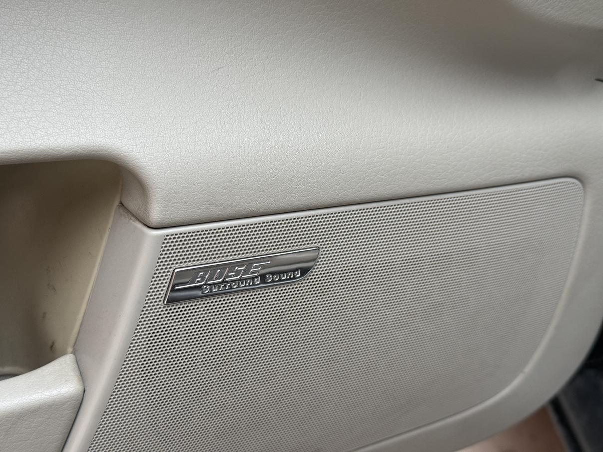 Audi A6 2011 thumb 8