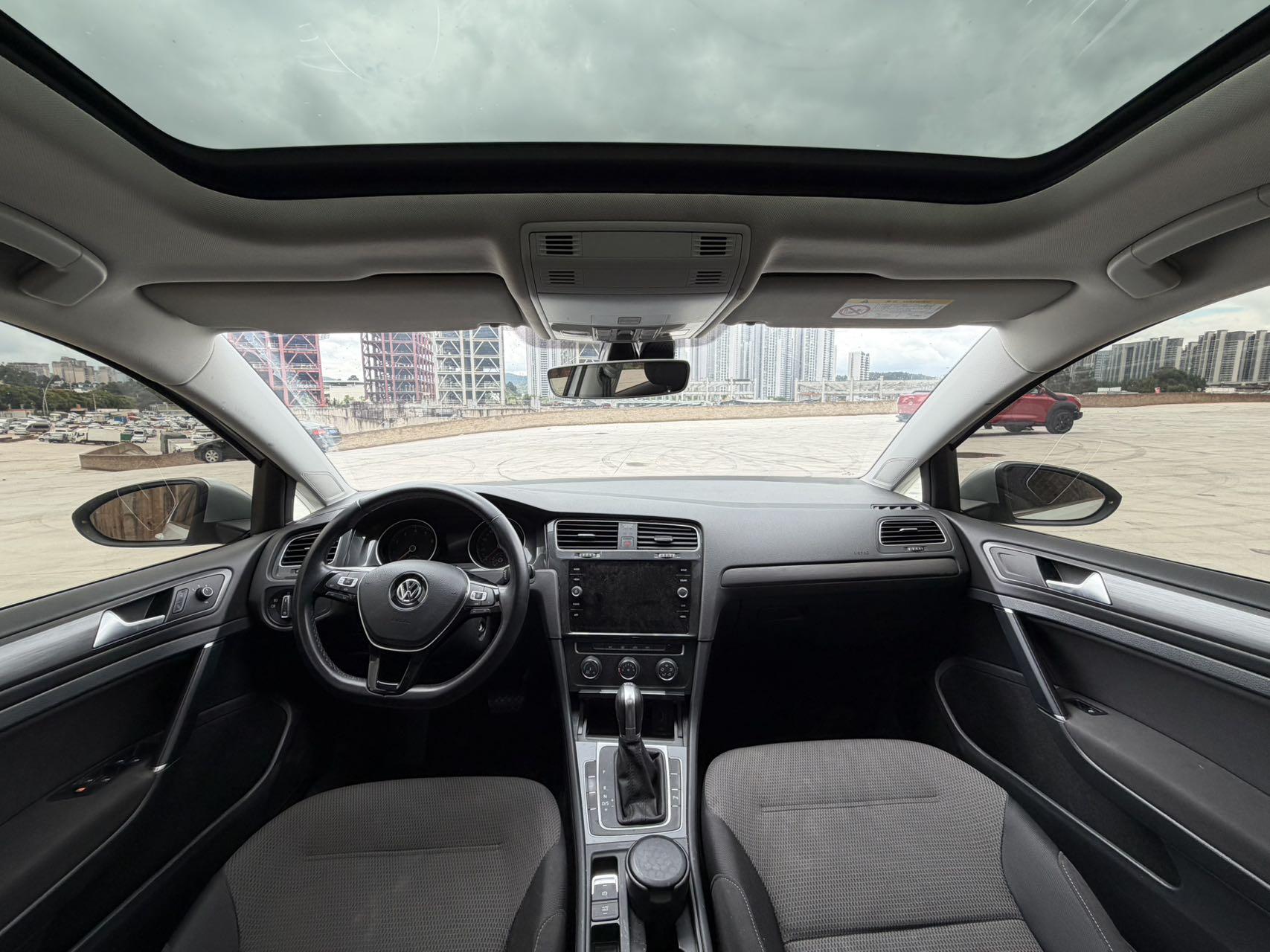 Volkswagen Golf 2019 thumb 5