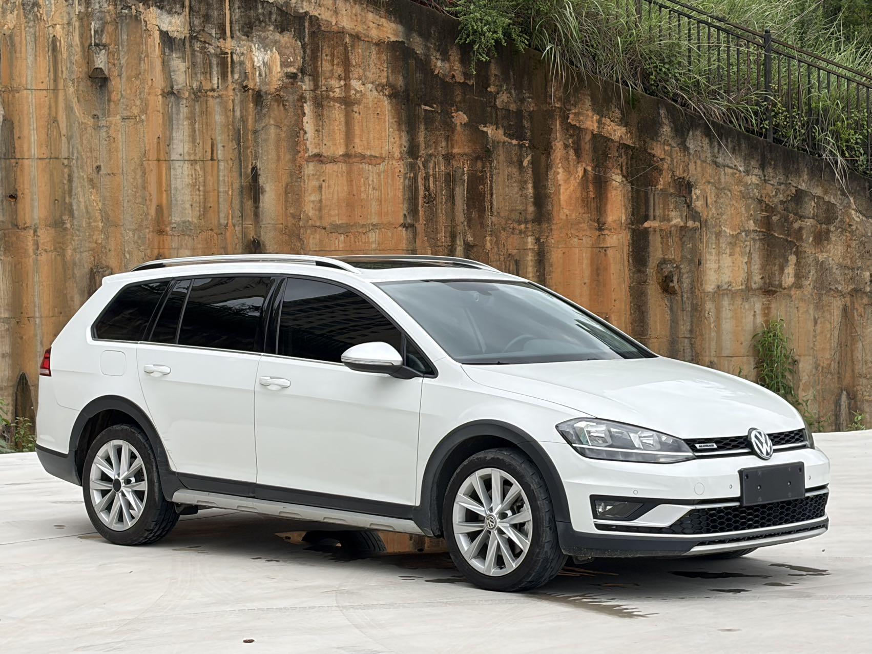 Volkswagen Golf 2019 thumb 11