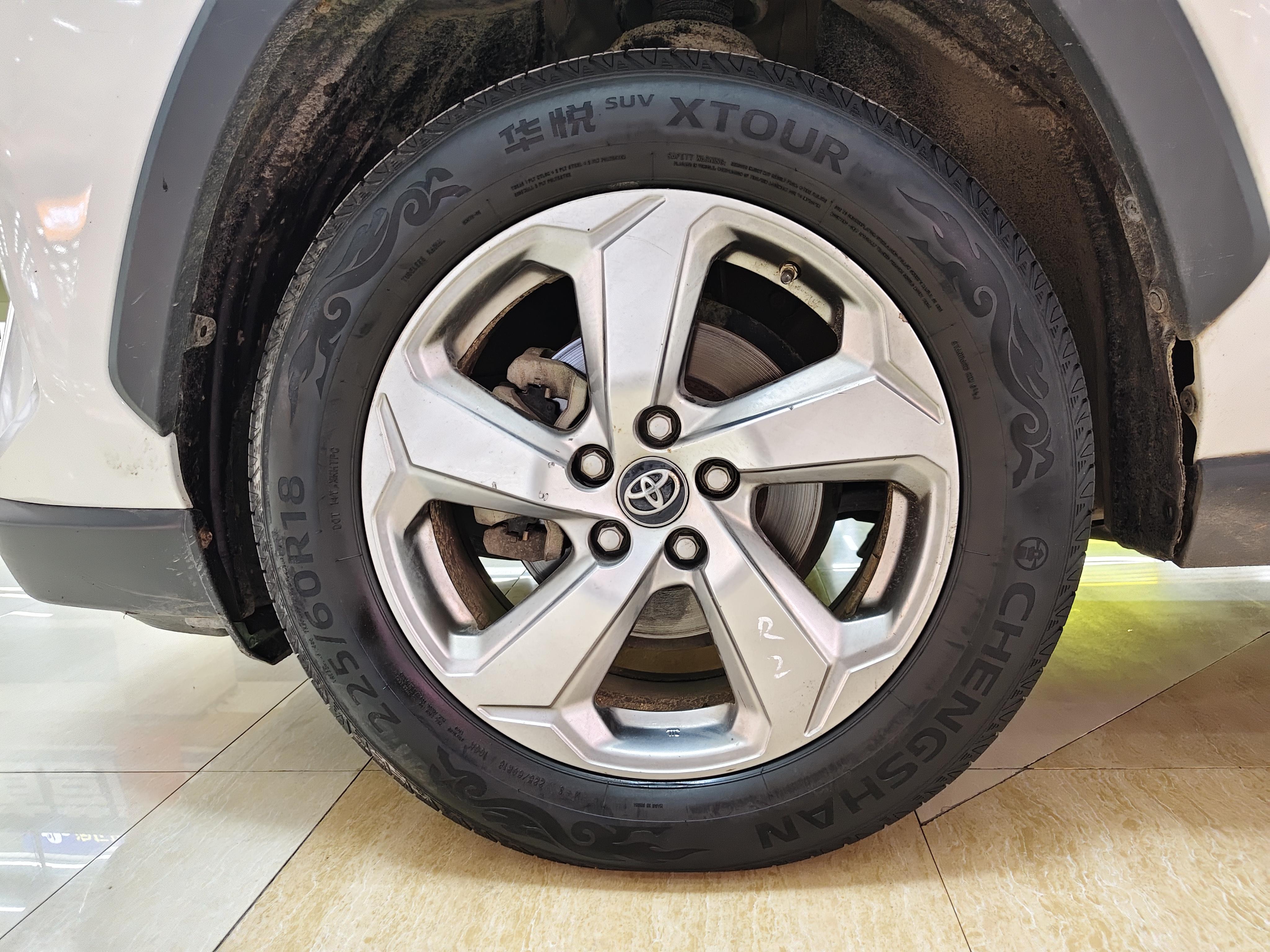 Toyota RAV4 2020 thumb 7