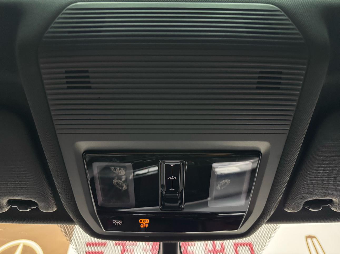 Volkswagen Golf Sportsvan 2023 thumb 8