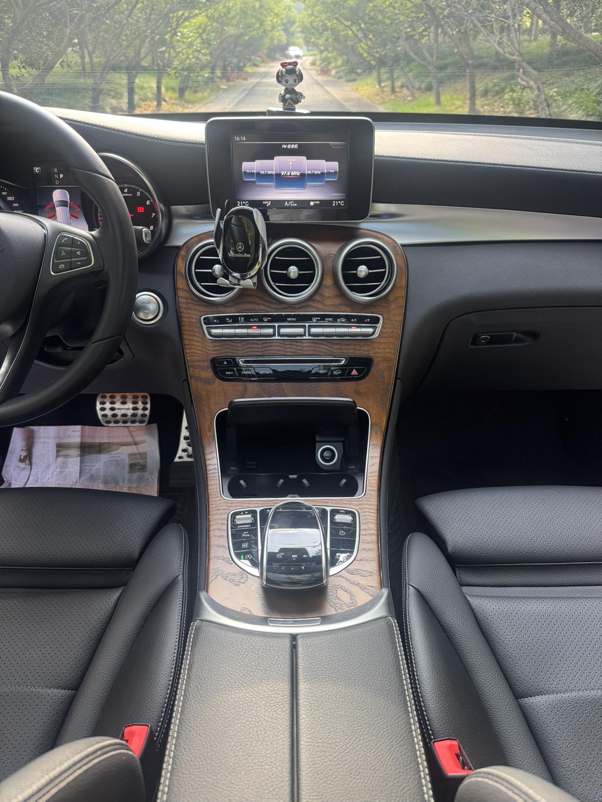 Mercedes-Benz GLC 2018 thumb 10
